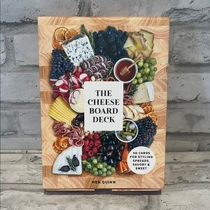 Meg Quinn The Cheese Board Deck - Decorative Food Styling Cards (Multicolor)